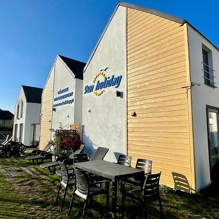 Sun-Holiday Domki Letniskowe Rewal Exteriör bild